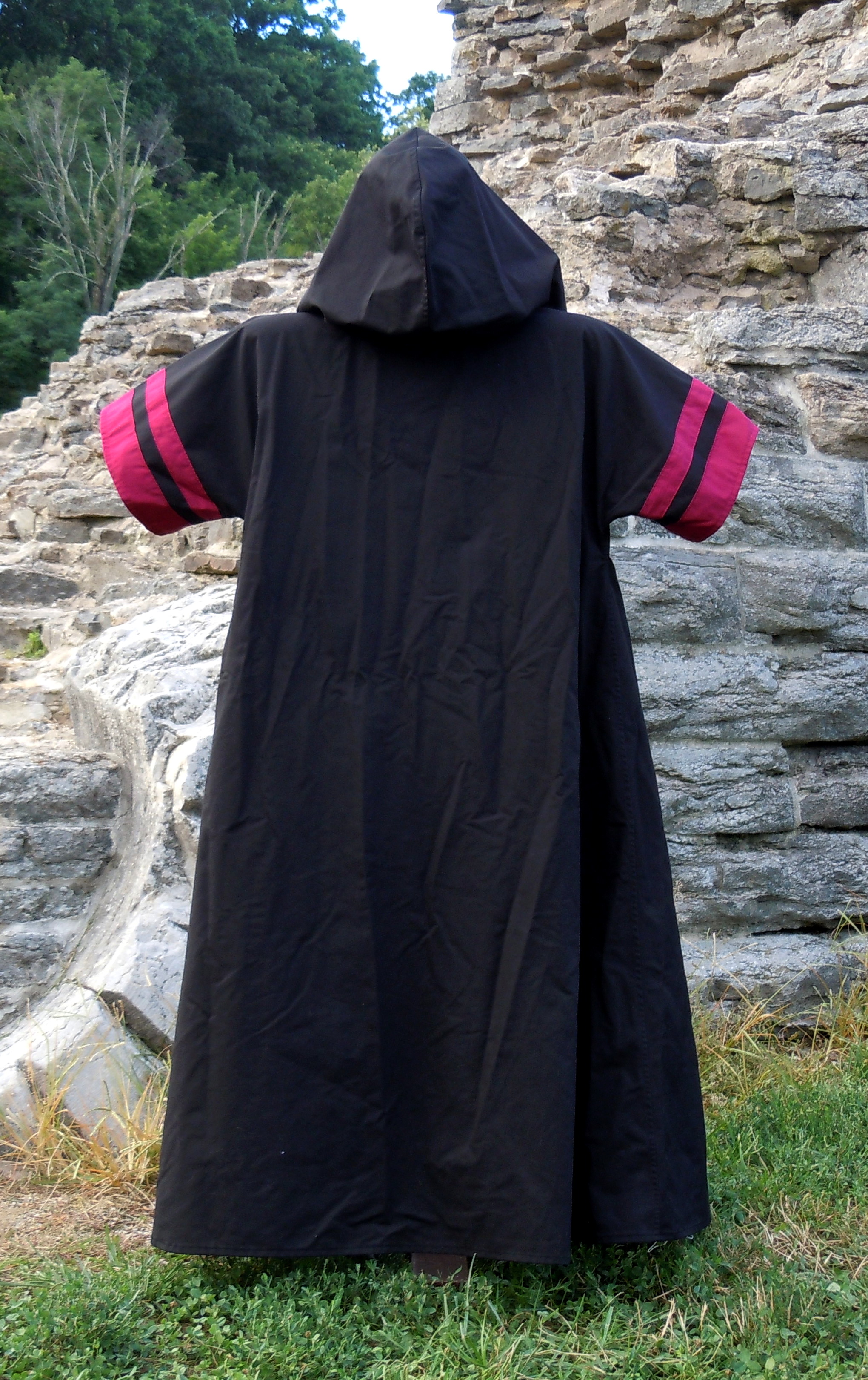 Mystik Merchant Robes & Cloaks